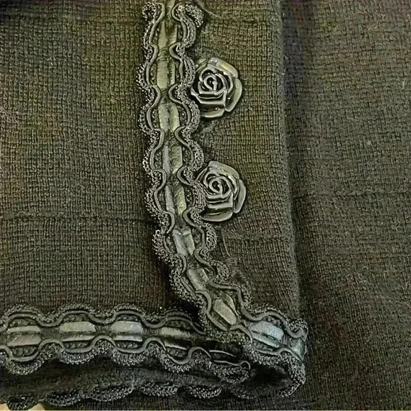 Weill black 100% wool cardigan with Rose front Buttons & Pockets *read Descripti - Picture 3 of 13